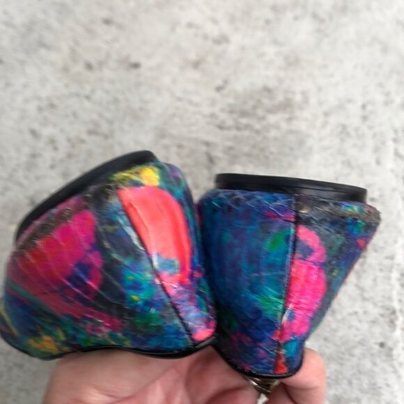 B Brian Atwood slippers - Picture 6 of 7